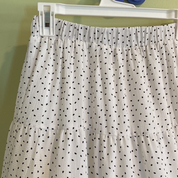 midi skirt from asos white with black spots - Picture 2 of 2